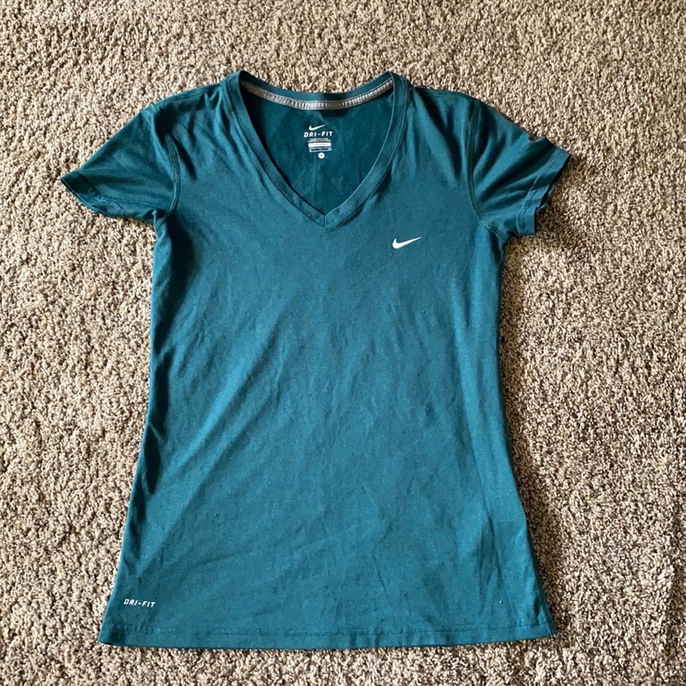 Nike drift tee